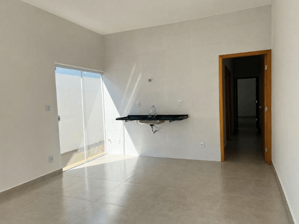 Ambiente integrado de uma das Casas Bela, em Bauru